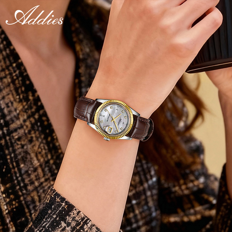 アディーズ 585 クォーツ女性用腕時計 28 ミリメートル - Luxury Watch Usa のレビューと価格