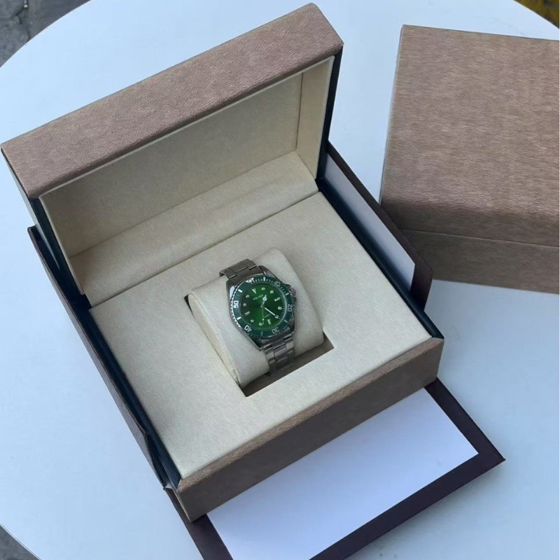 高級時計ボックス トラベルコレクション 時計収納ボックス 絶 - Luxury Watch Collection Box のレビューと価格