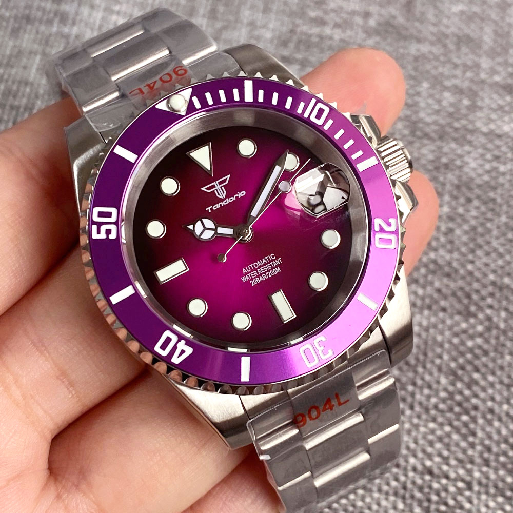 200M ダイビング タンドリオ 40mm 日本製 NH35 - Titanium Sport Watch のレビューと価格