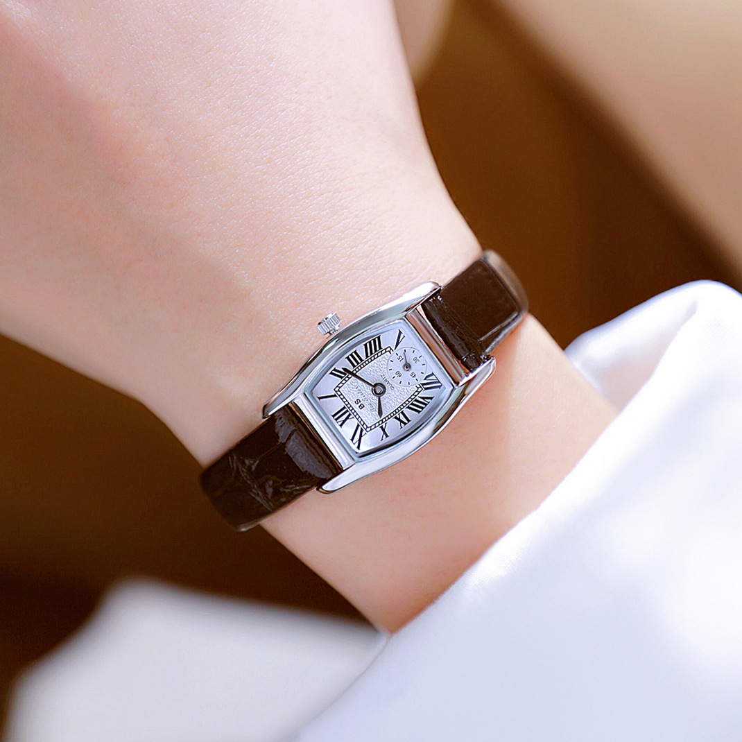 BS レディース腕時計多用途レトロスタイル高級ブランドレザー - Luxury Watch Leather Strap のレビューと価格