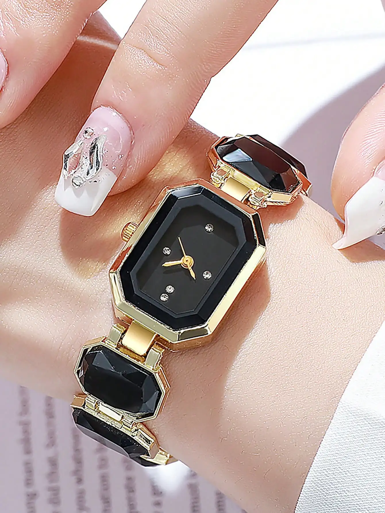 女性スクエア腕時計高級ステンレス鋼ウォーターダイヤモンドクォ - Ladies Luxury Watch のレビューと価格