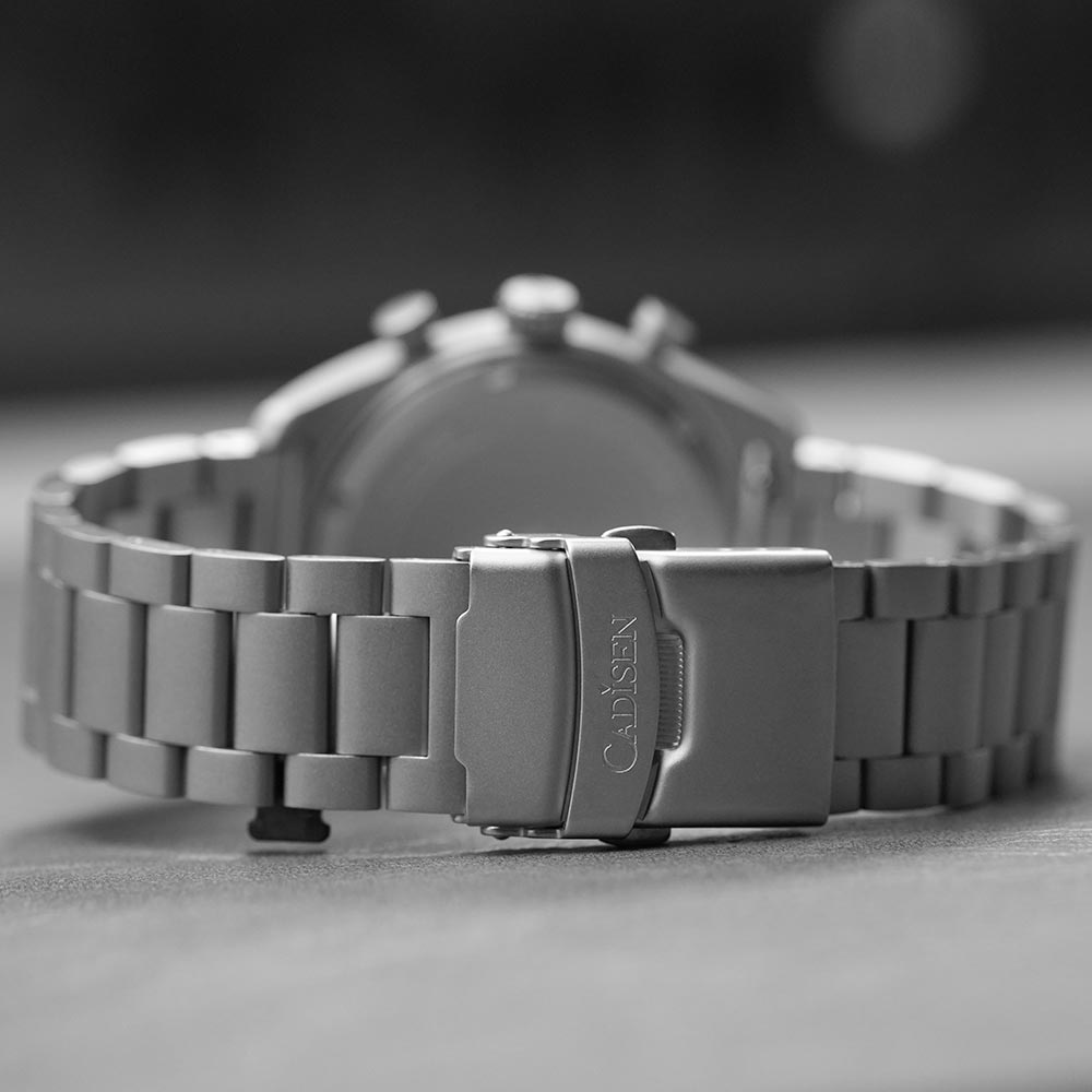 CADISEN TI-7 MULTISYNC チタンストラッ - Titanium Sport Watch のレビューと価格