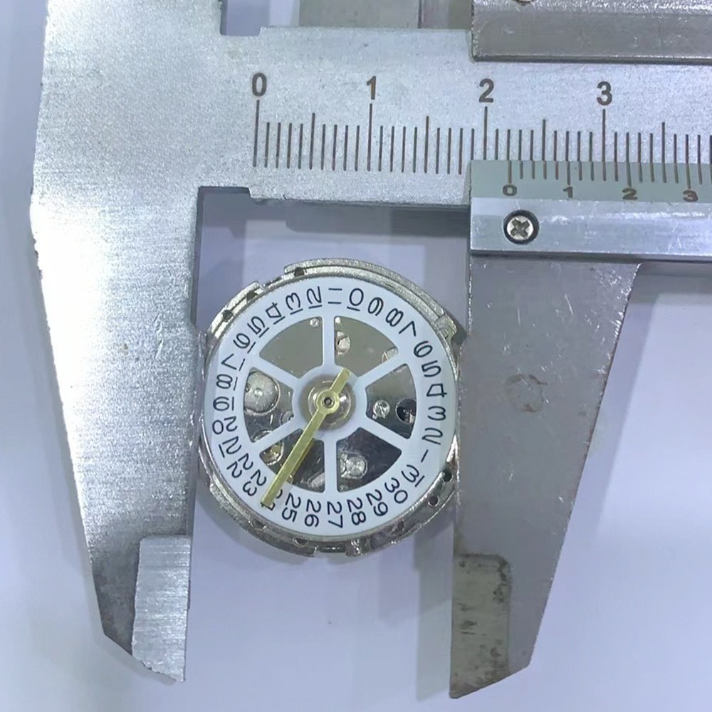 自動巻き8205ムーブメントシングルカレンダー3針メタルフィ - Perpetual Calendar Watch のレビューと価格