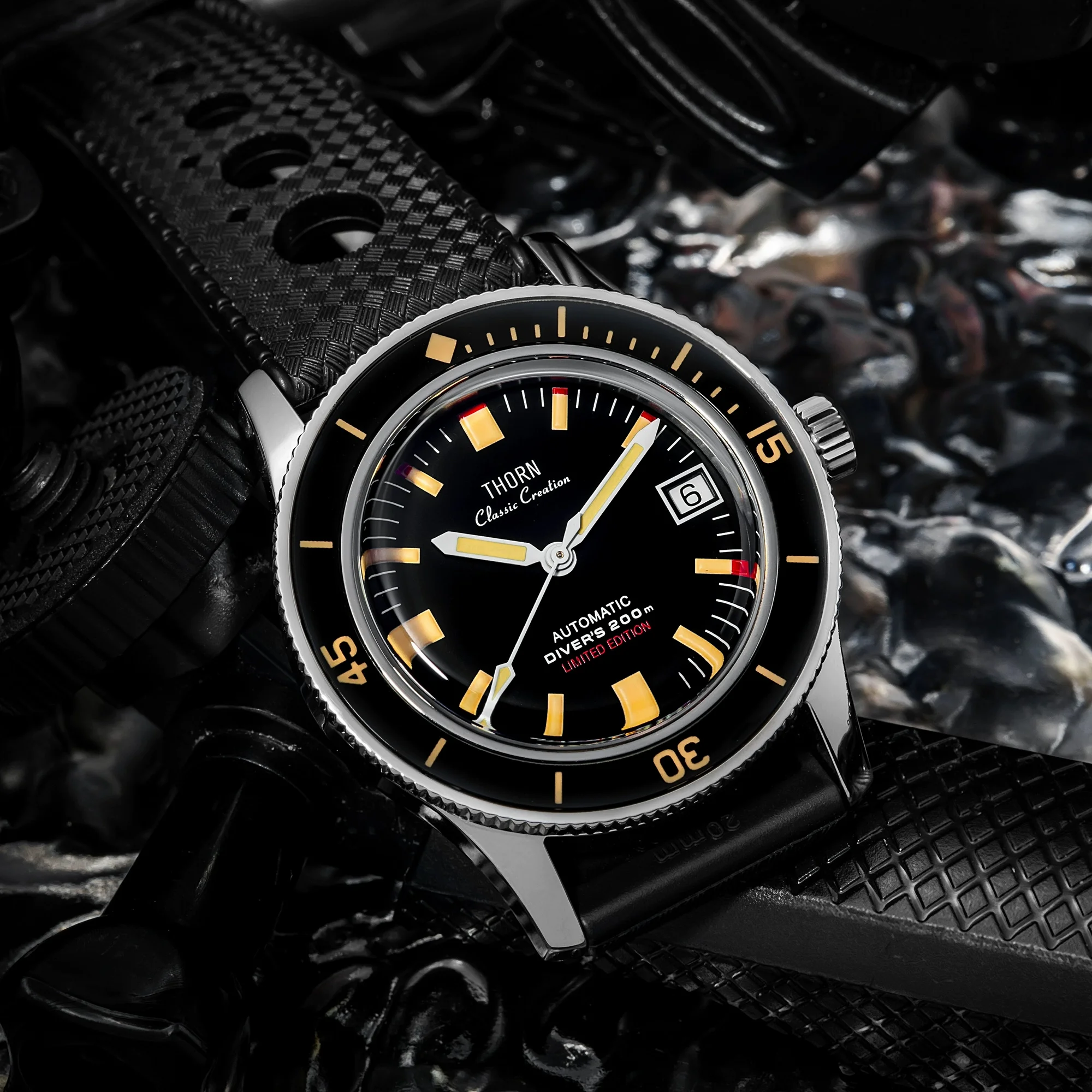ソーン T006 ヴィンテージウォッチ 50 ファゾムス チ - Titanium Sport Watch のレビューと価格